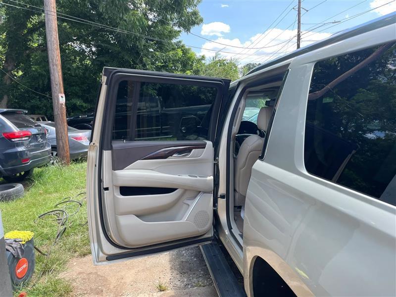 Cadillac Escalade  2015