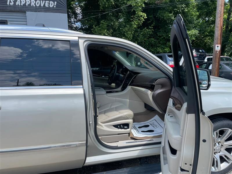 Cadillac Escalade  2015