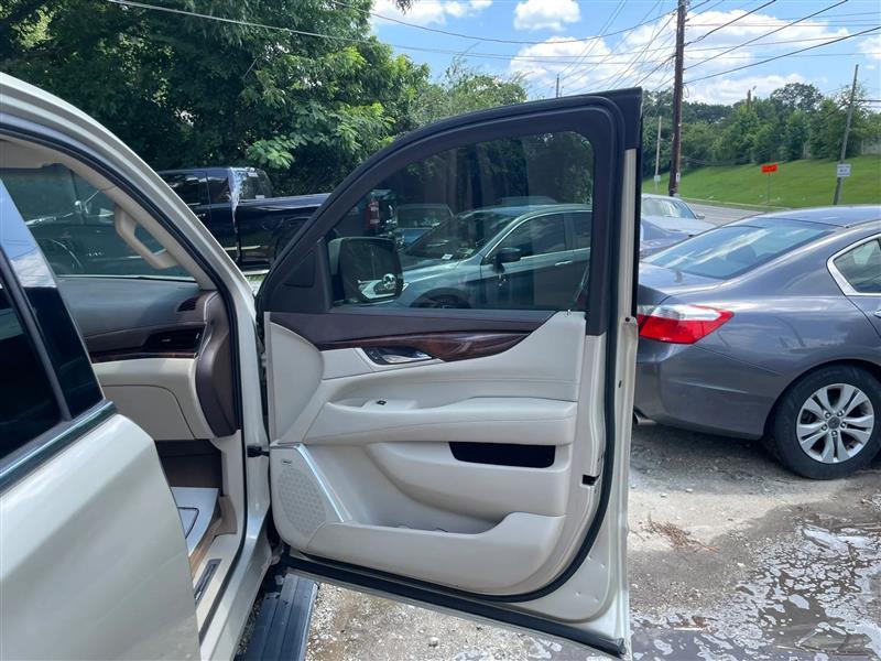 Cadillac Escalade  2015