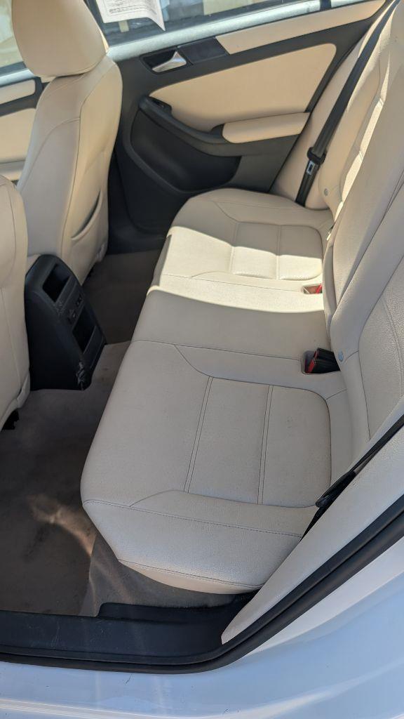 2012 Volkswagen Jetta SE - Photo 9