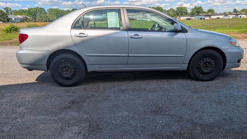 2005 Toyota Corolla CE - Photo 7
