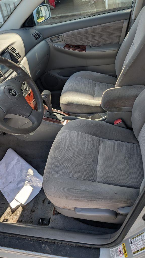 2005 Toyota Corolla CE - Photo 9