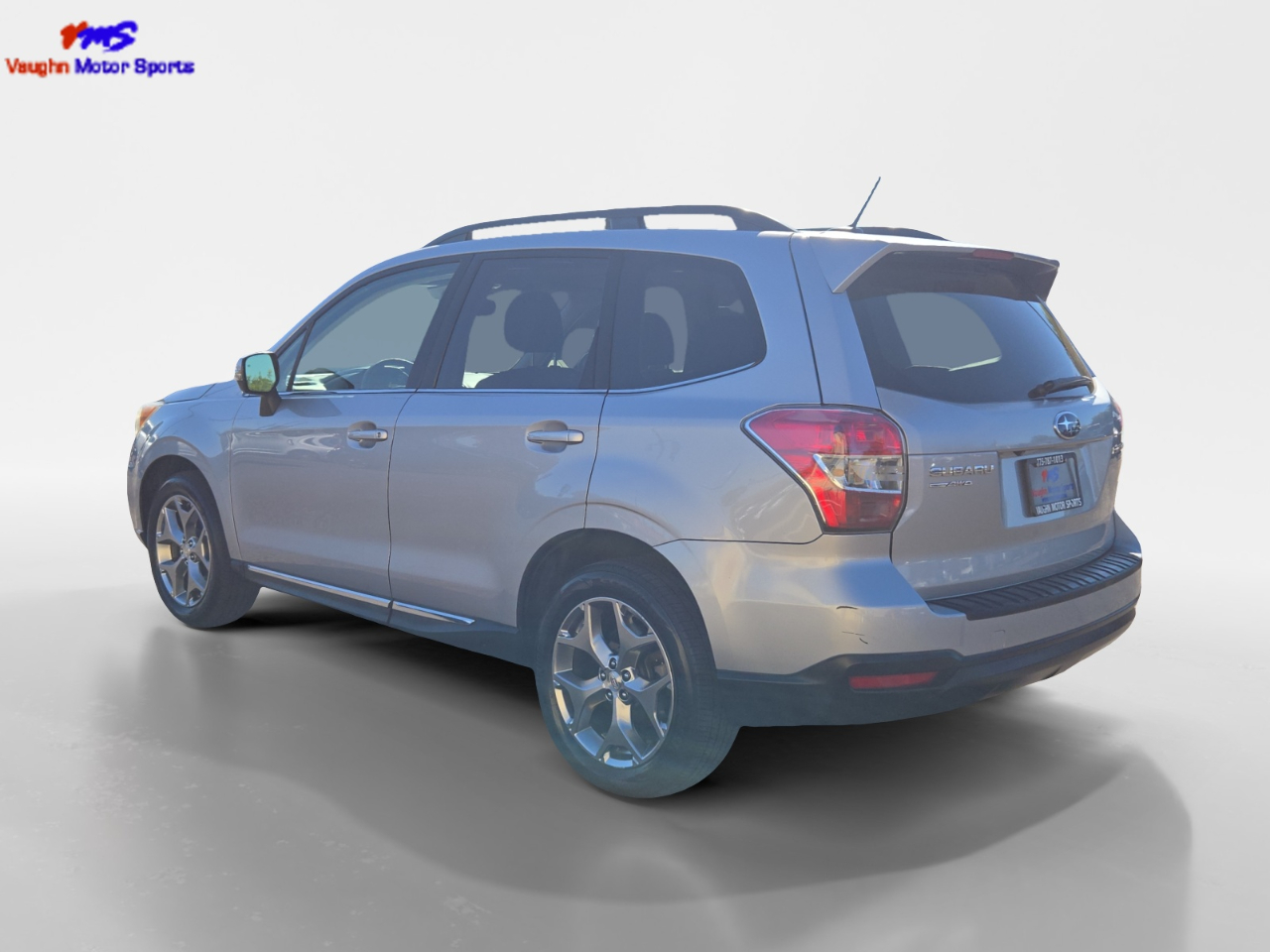 Subaru Forester 2.5i Touring 4D SUV 2015 Subaru Forester 2.5i Touring 4D SUV 2015