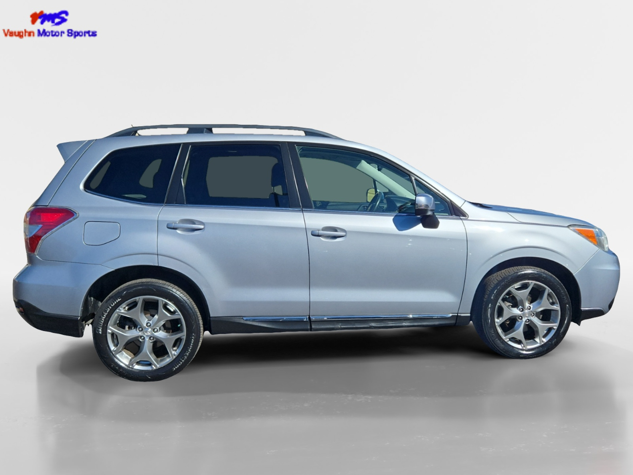 Subaru Forester 2.5i Touring 4D SUV 2015 Subaru Forester 2.5i Touring 4D SUV 2015