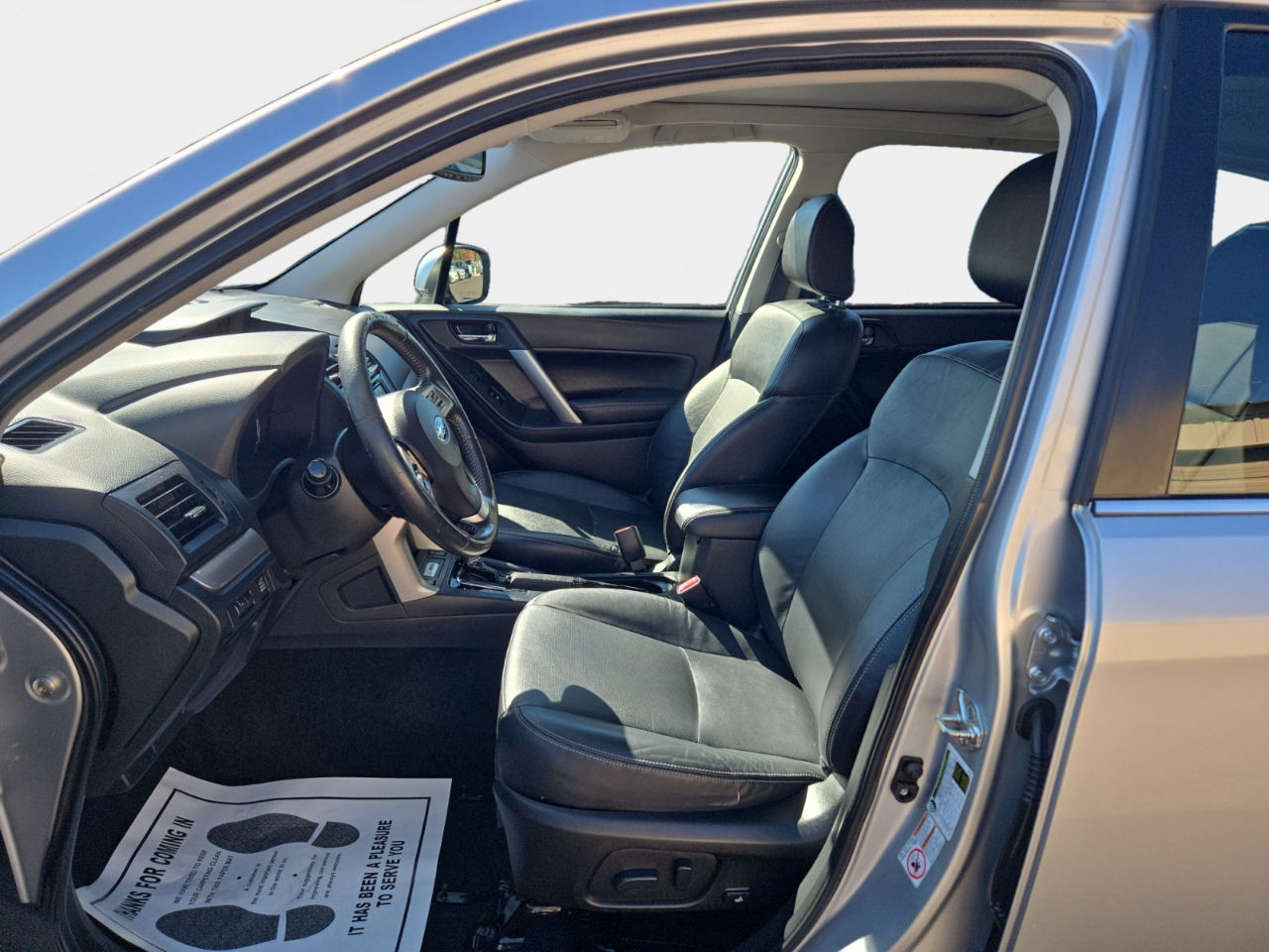 Subaru Forester 2.5i Touring 4D SUV 2015 Subaru Forester 2.5i Touring 4D SUV 2015
