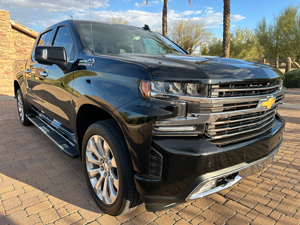 Chevrolet Silverado 1500 Limited High Country Crew Cab 4WD 2022