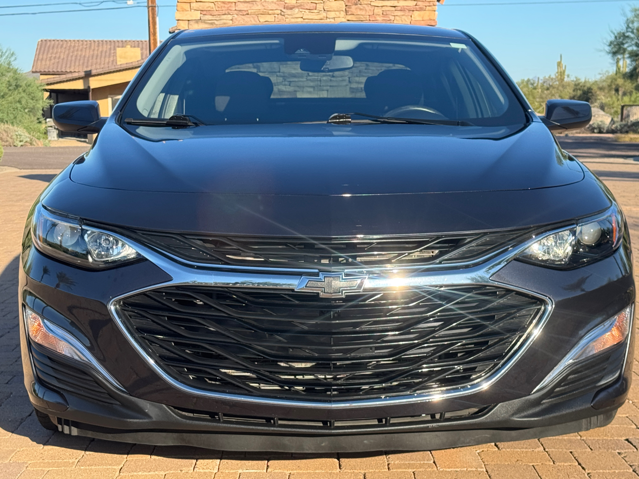 2022 Chevrolet Malibu RS photo 2