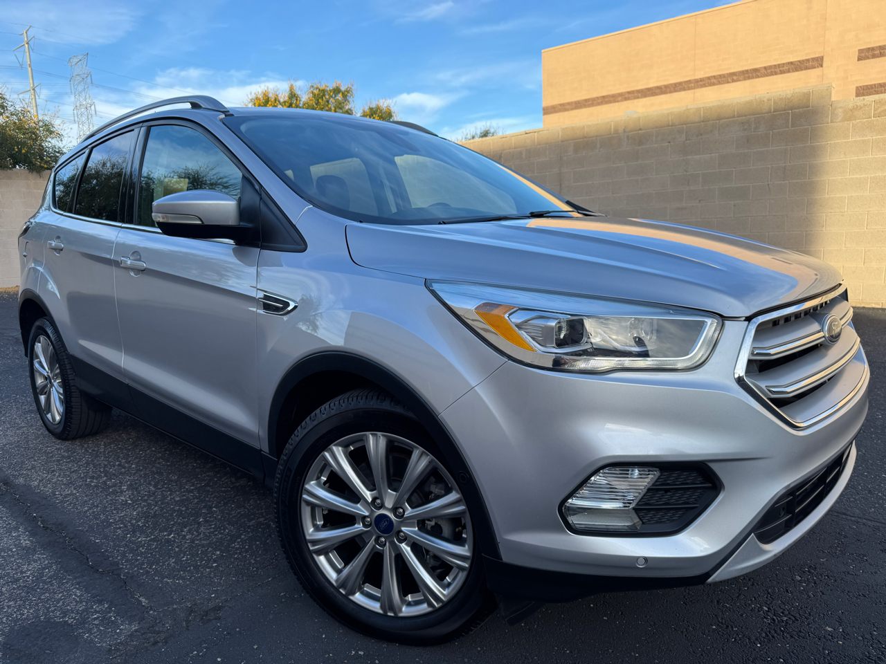 Ford Escape Titanium 4WD 2018