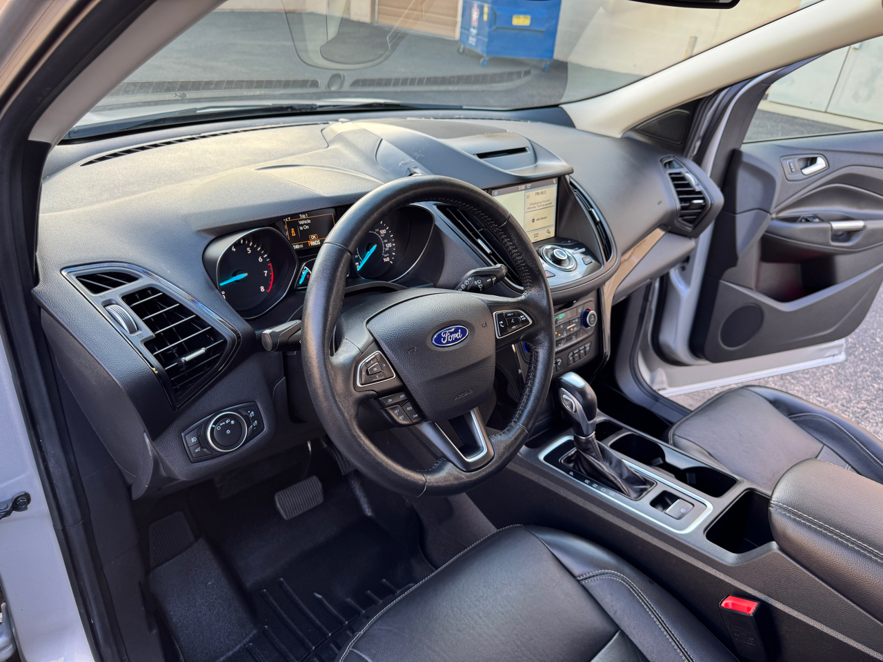 Ford Escape Titanium 4WD 2018