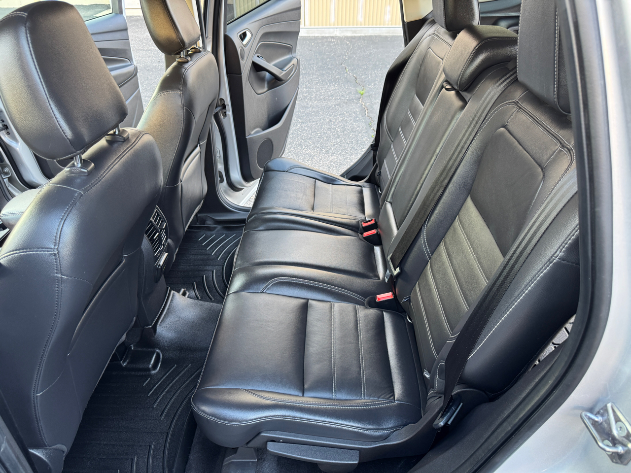 Ford Escape Titanium 4WD 2018