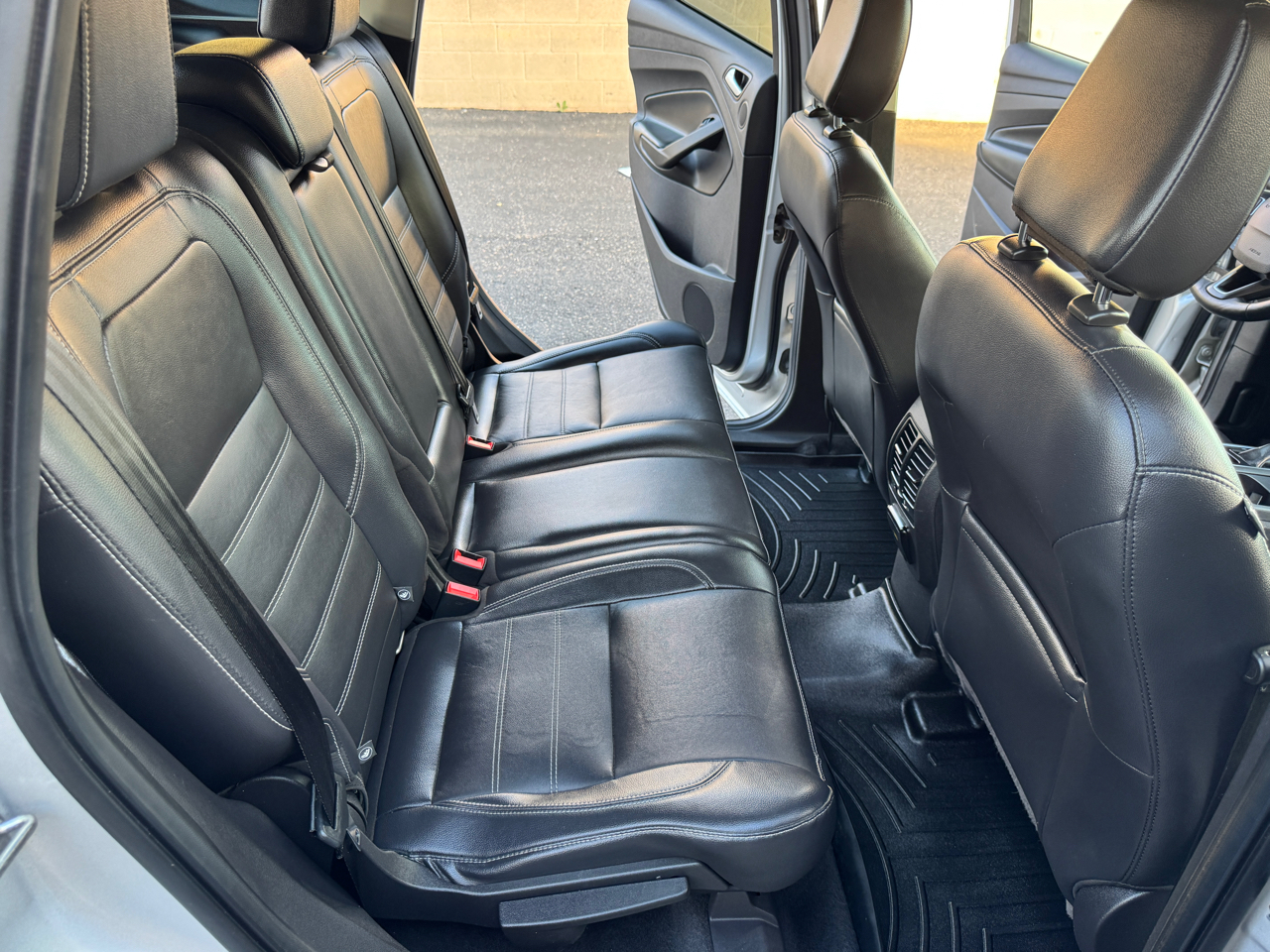 Ford Escape Titanium 4WD 2018