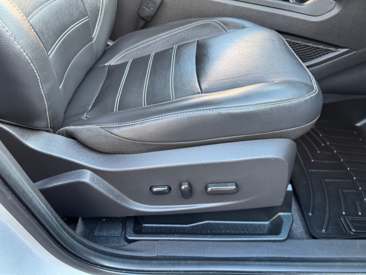 Ford Escape Titanium 4WD 2018