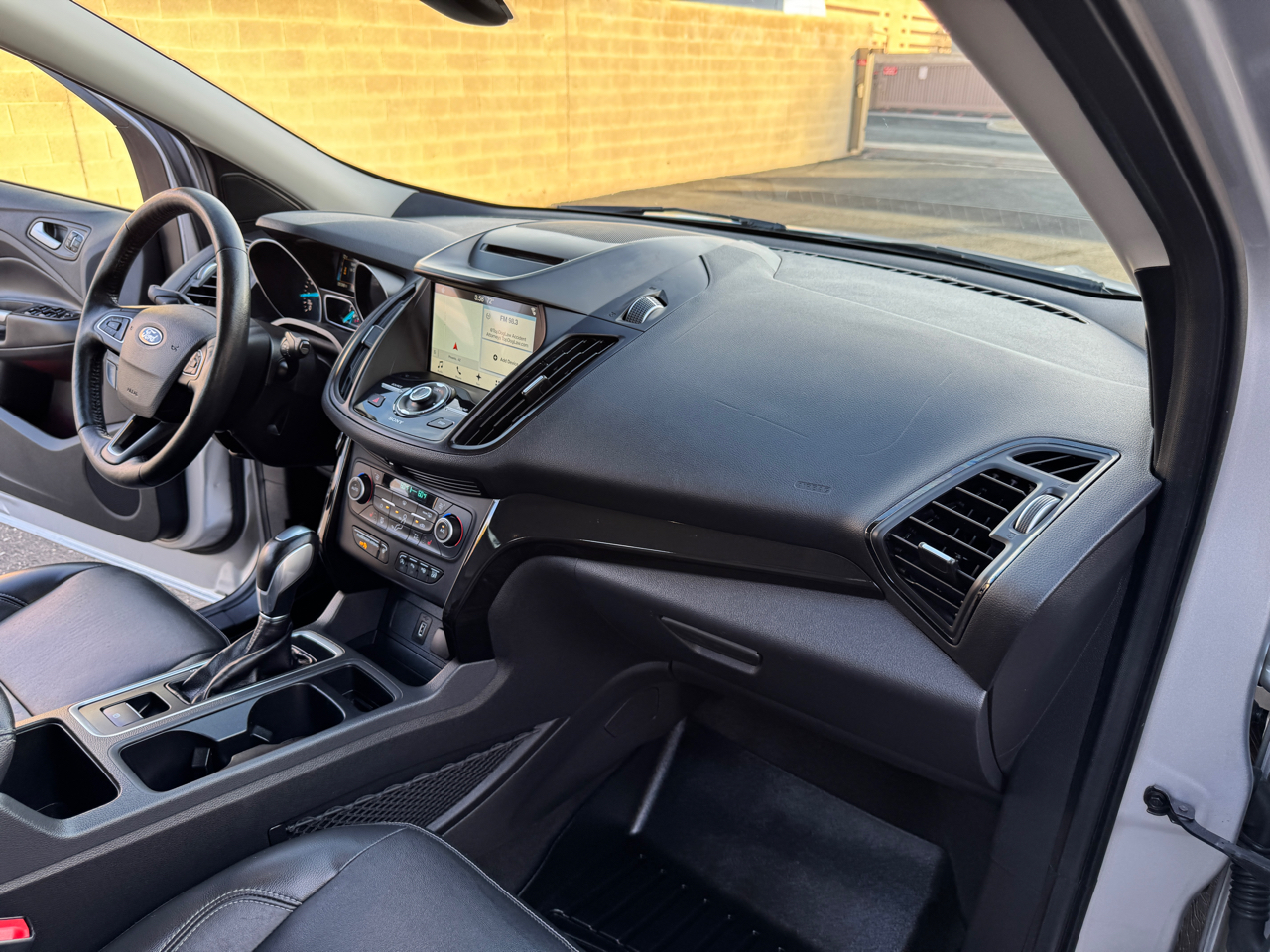 Ford Escape Titanium 4WD 2018