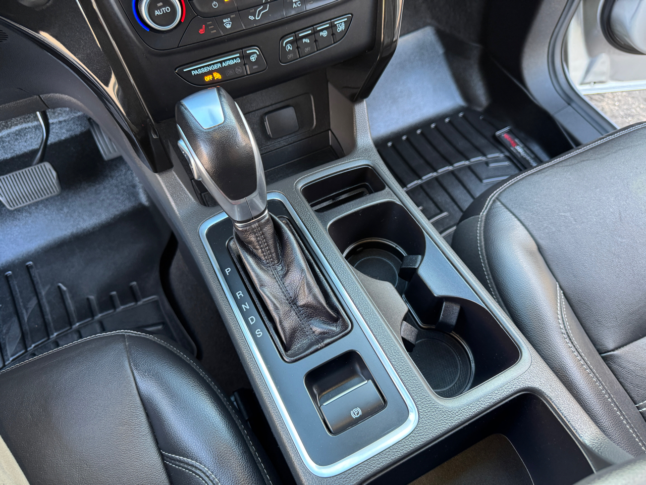 Ford Escape Titanium 4WD 2018