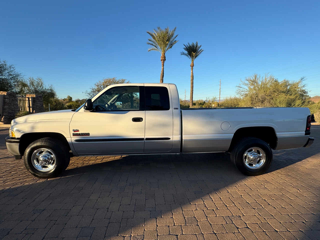Dodge Ram 2500 SLT Quad Cab Long Bed 2WD 2002