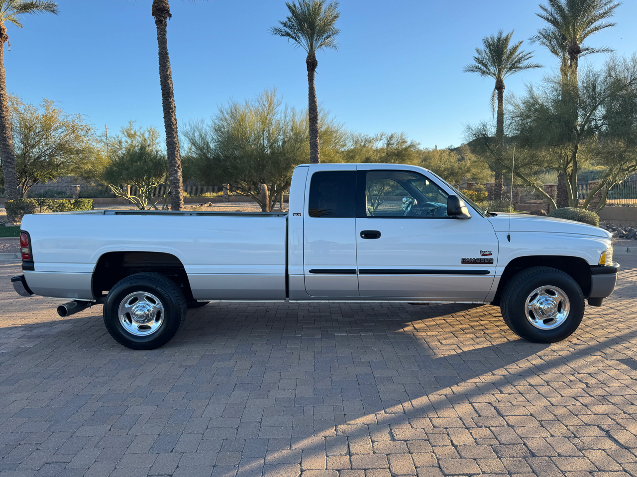Dodge Ram 2500 SLT Quad Cab Long Bed 2WD 2002