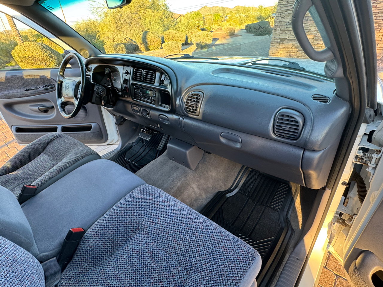 Dodge Ram 2500 SLT Quad Cab Long Bed 2WD 2002