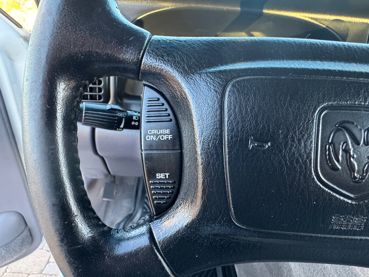 Dodge Ram 2500 SLT Quad Cab Long Bed 2WD 2002