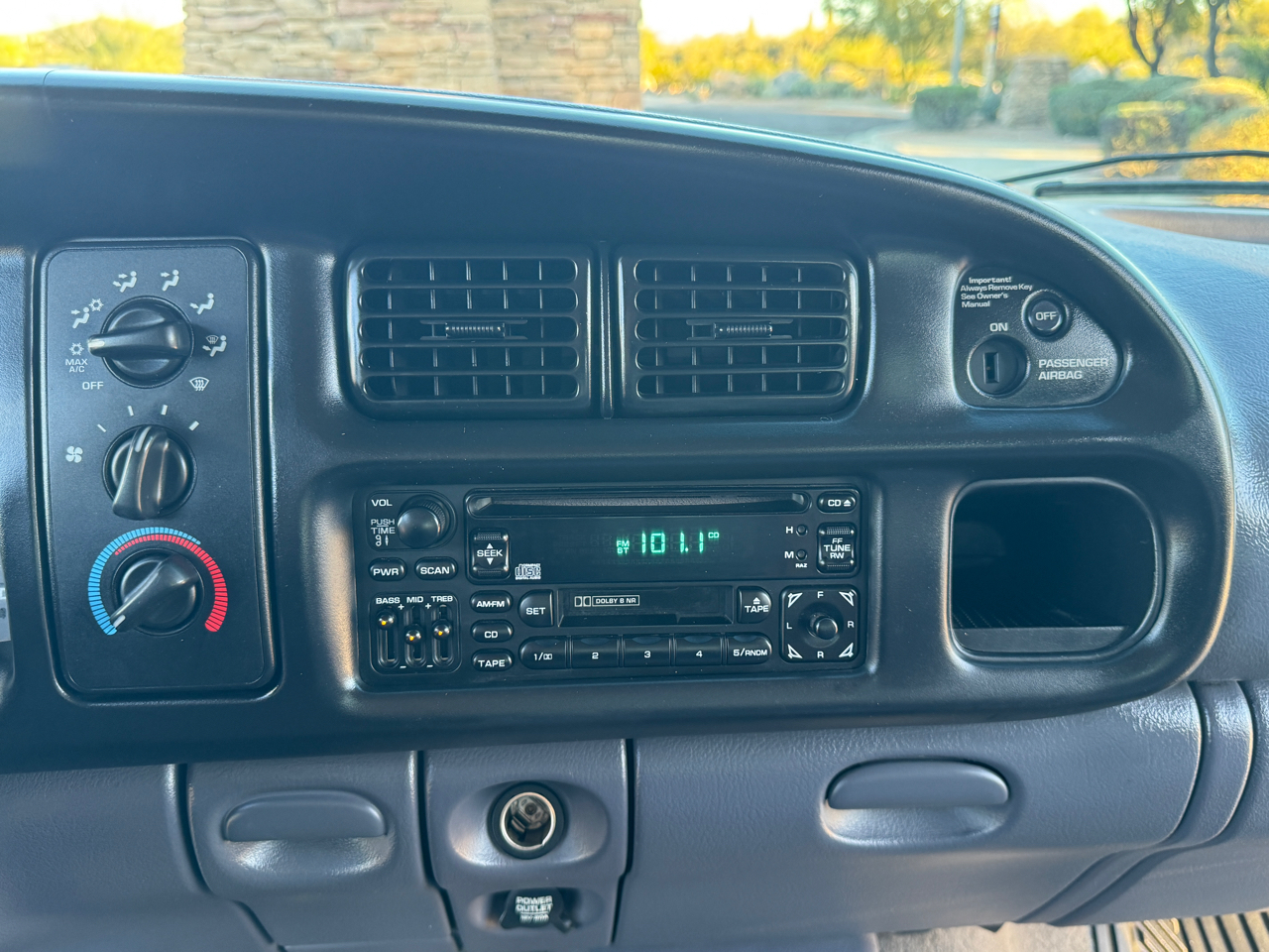 Dodge Ram 2500 SLT Quad Cab Long Bed 2WD 2002