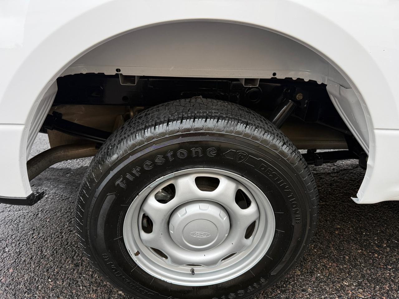 Ford F-150 2WD Reg Cab 122.5" XL 2019