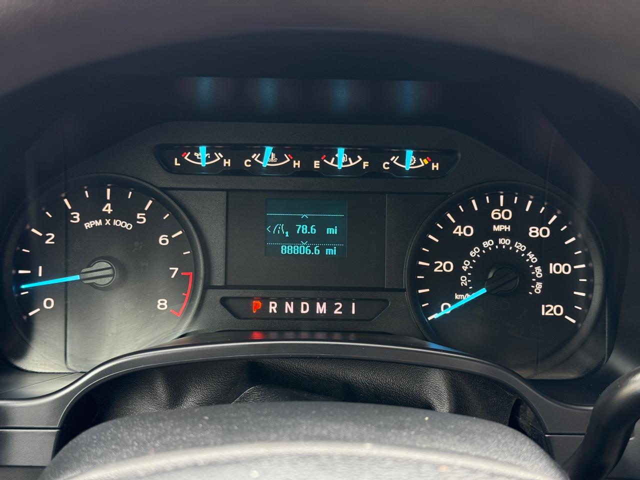 Ford F-150 2WD Reg Cab 122.5" XL 2019