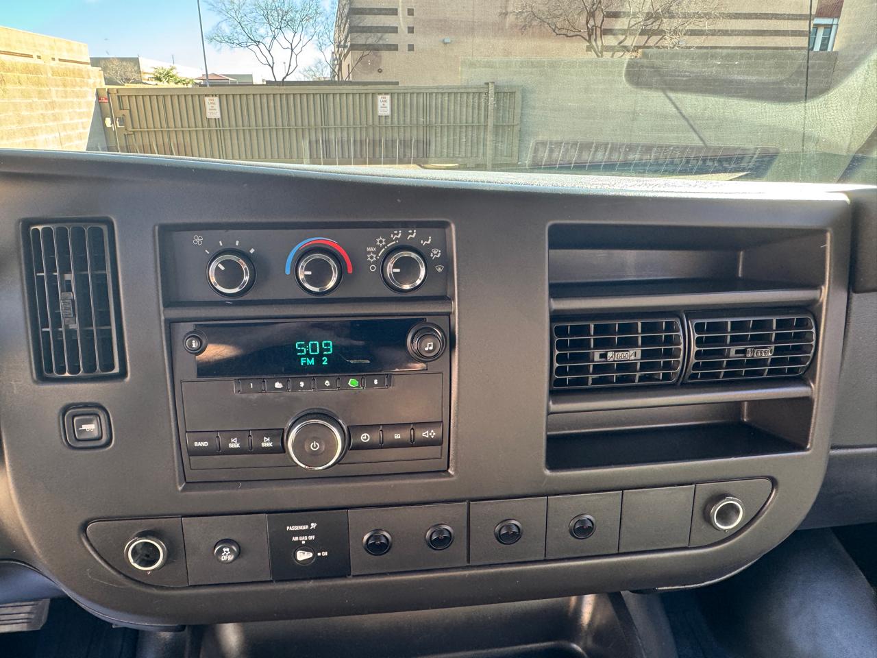 Chevrolet Express 2500 Cargo 2013