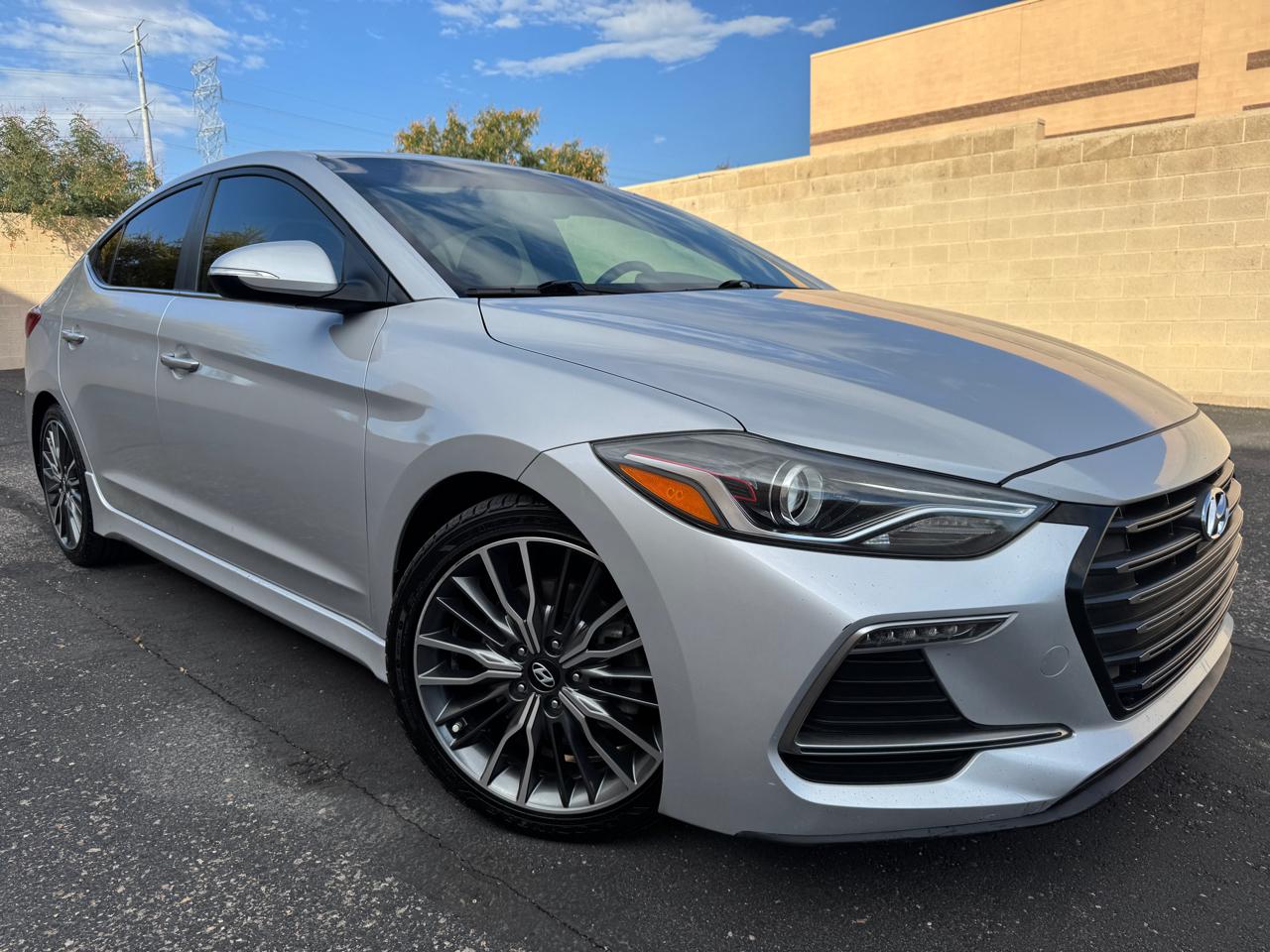 Hyundai Elantra  2018