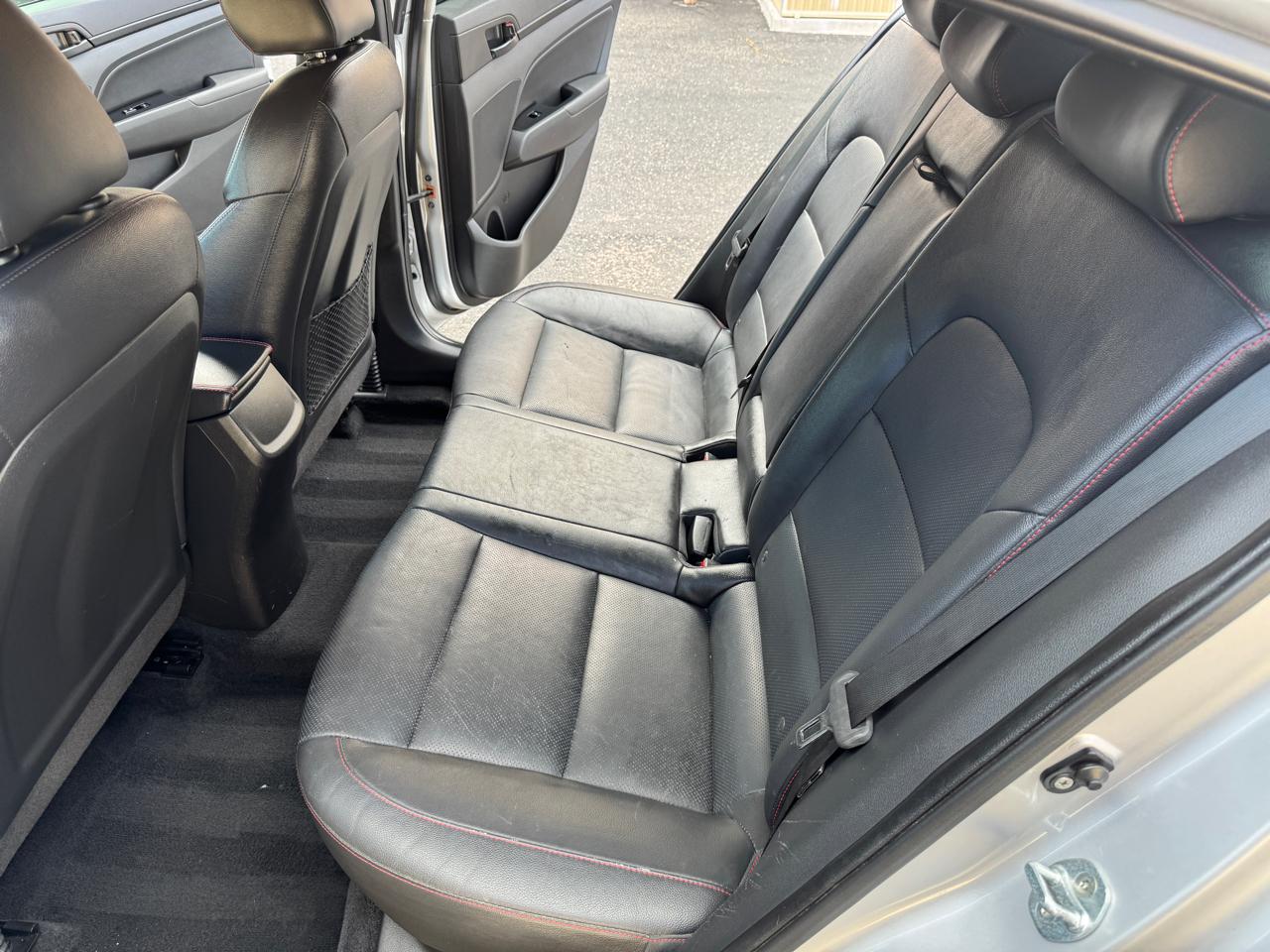 Hyundai Elantra  2018