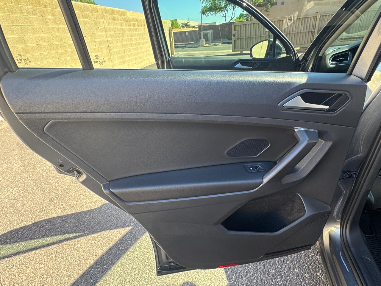 Volkswagen Tiguan SE 2021