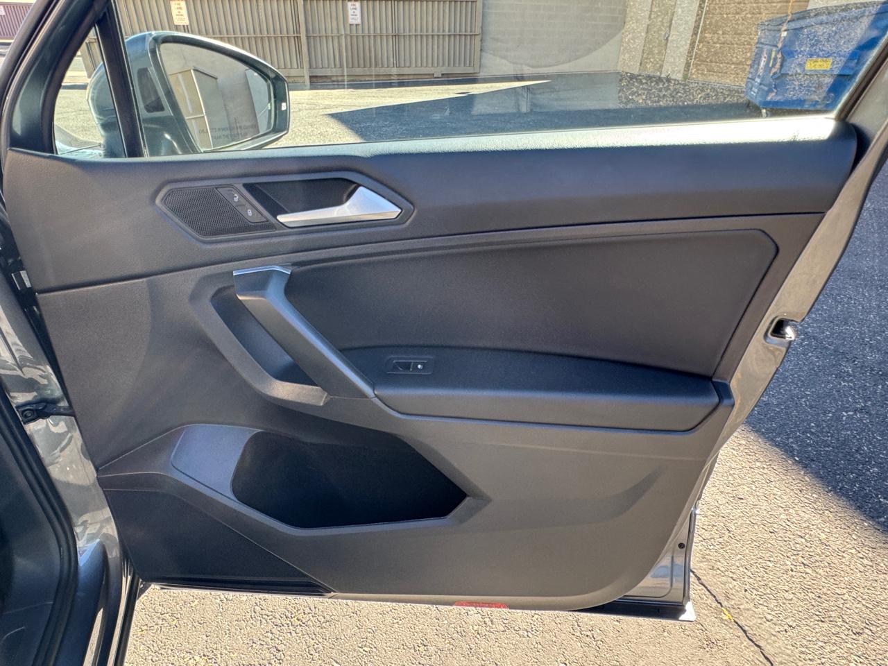 Volkswagen Tiguan SE 2021