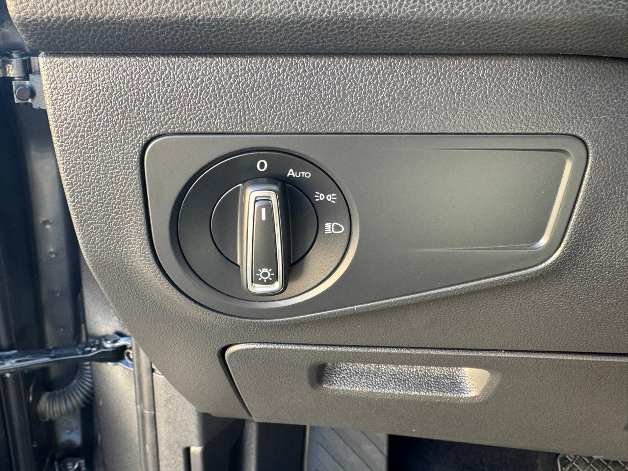 Volkswagen Tiguan SE 2021