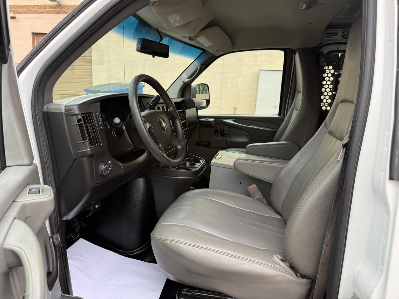 Chevrolet Express 2500 Cargo 2013
