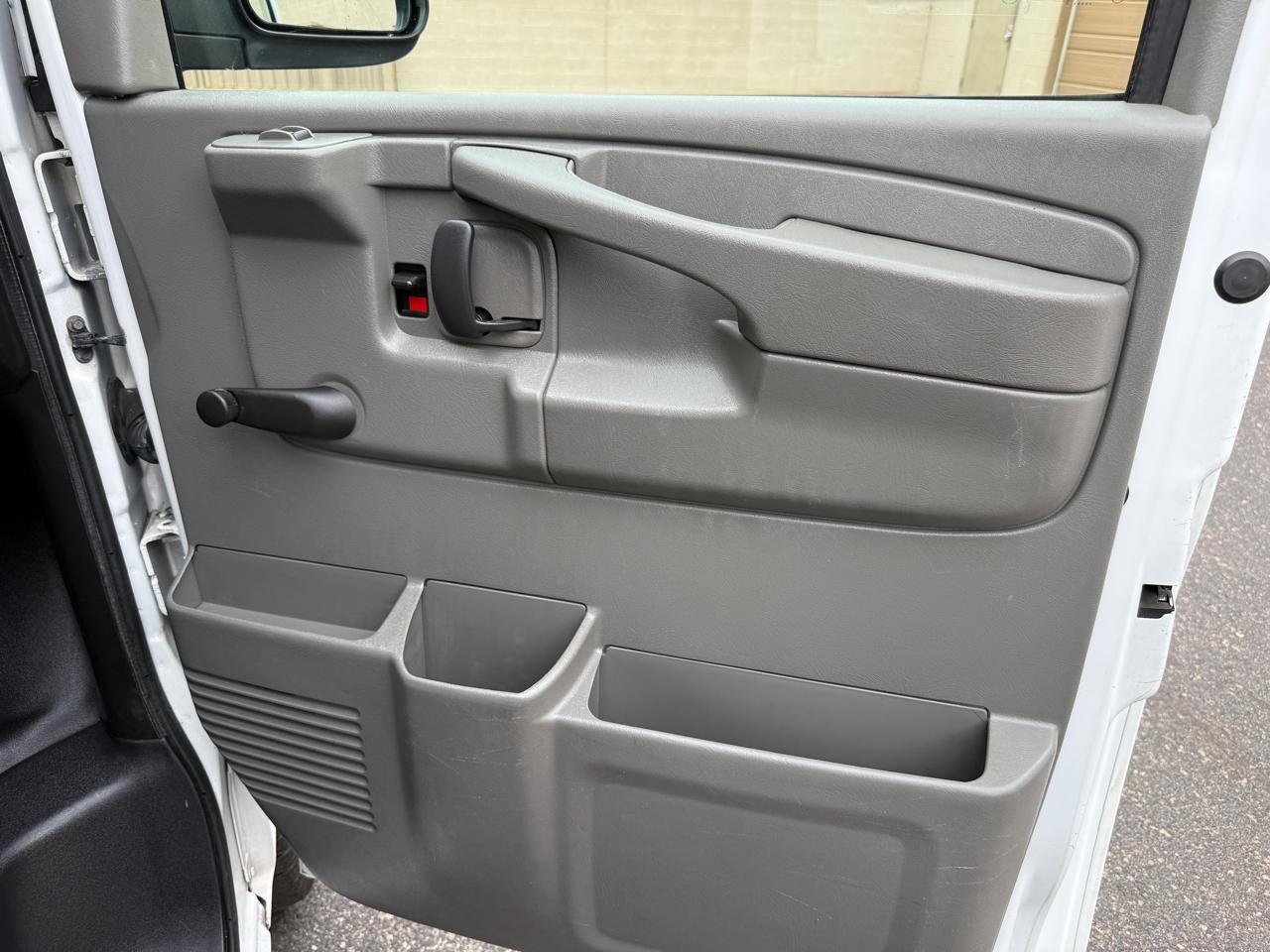 Chevrolet Express 2500 Cargo 2013