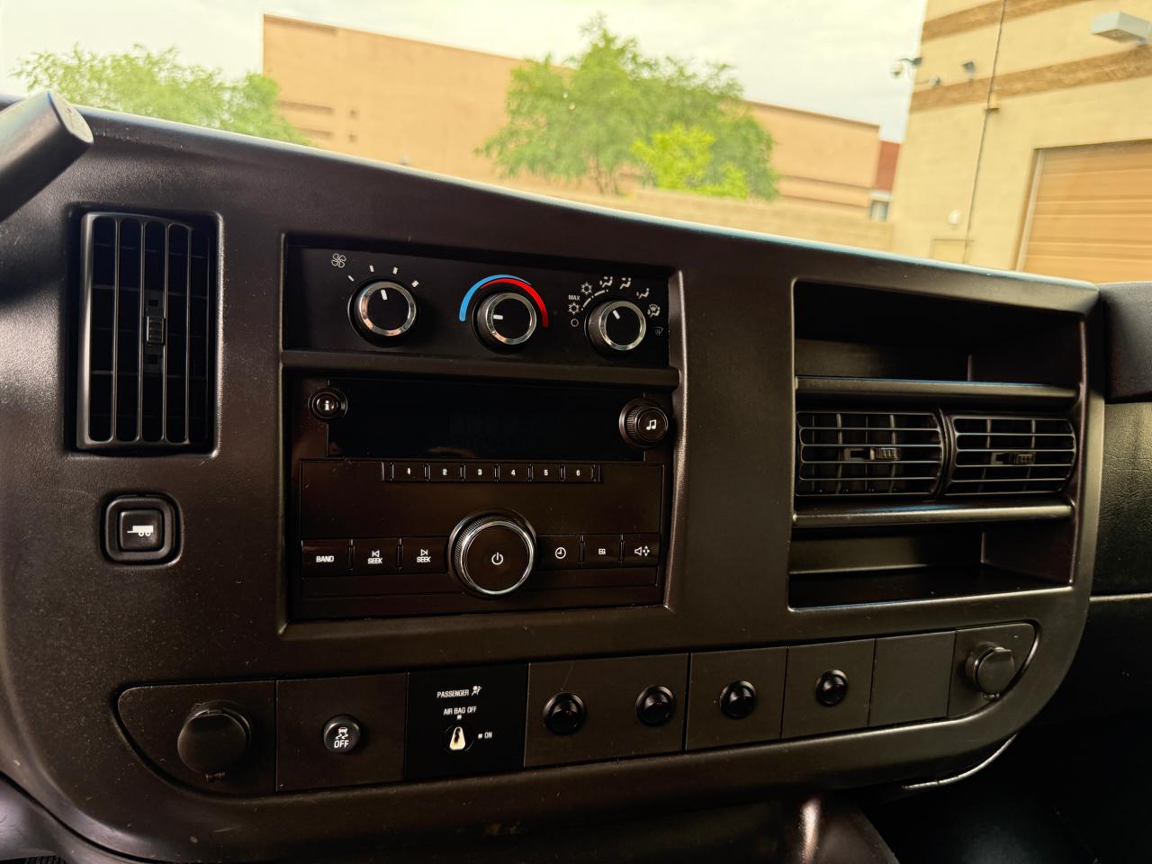 Chevrolet Express 2500 Cargo 2013