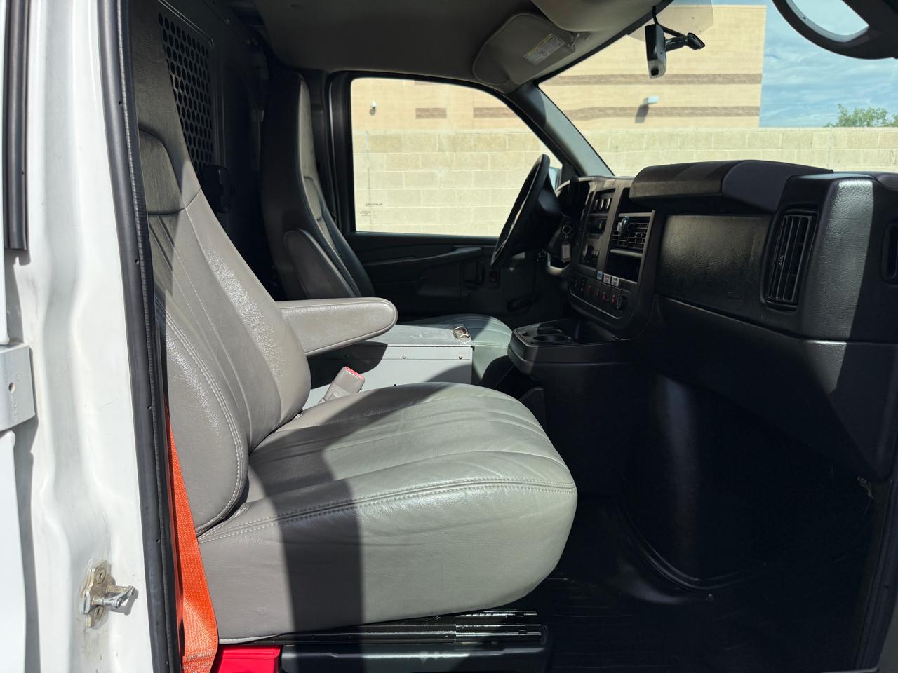 Chevrolet Express 2500 Cargo 2013