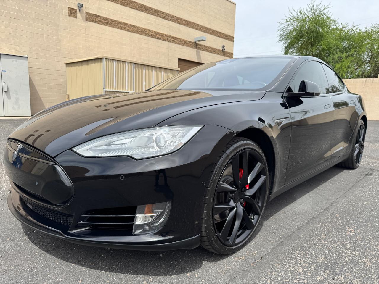 Tesla Model S Base 2015