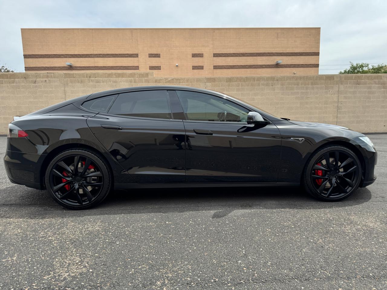 Tesla Model S Base 2015