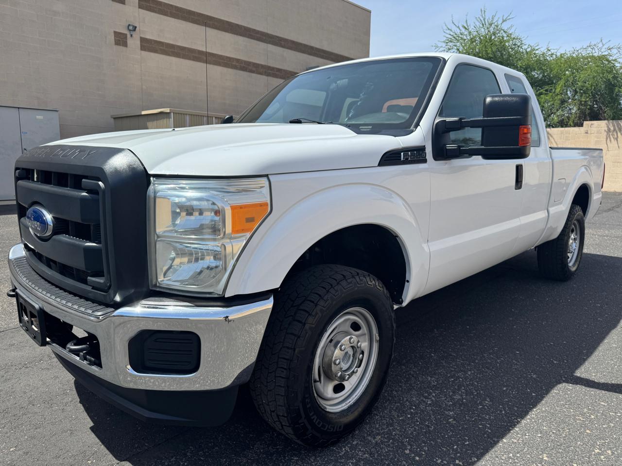 Ford F-250 SD XL SuperCab Long Bed 4WD 2016