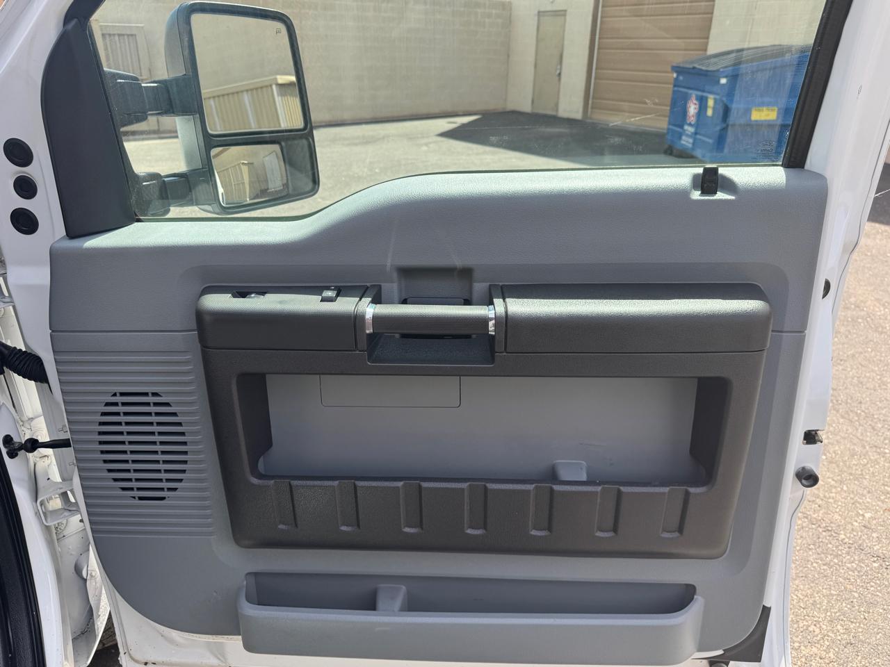 Ford F-250 SD XL SuperCab Long Bed 4WD 2016