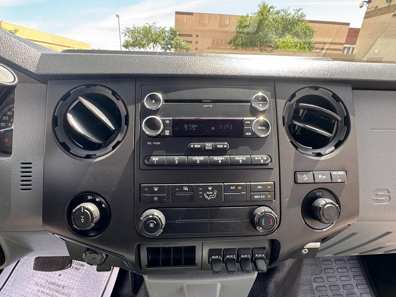 Ford F-250 SD XL SuperCab Long Bed 4WD 2016