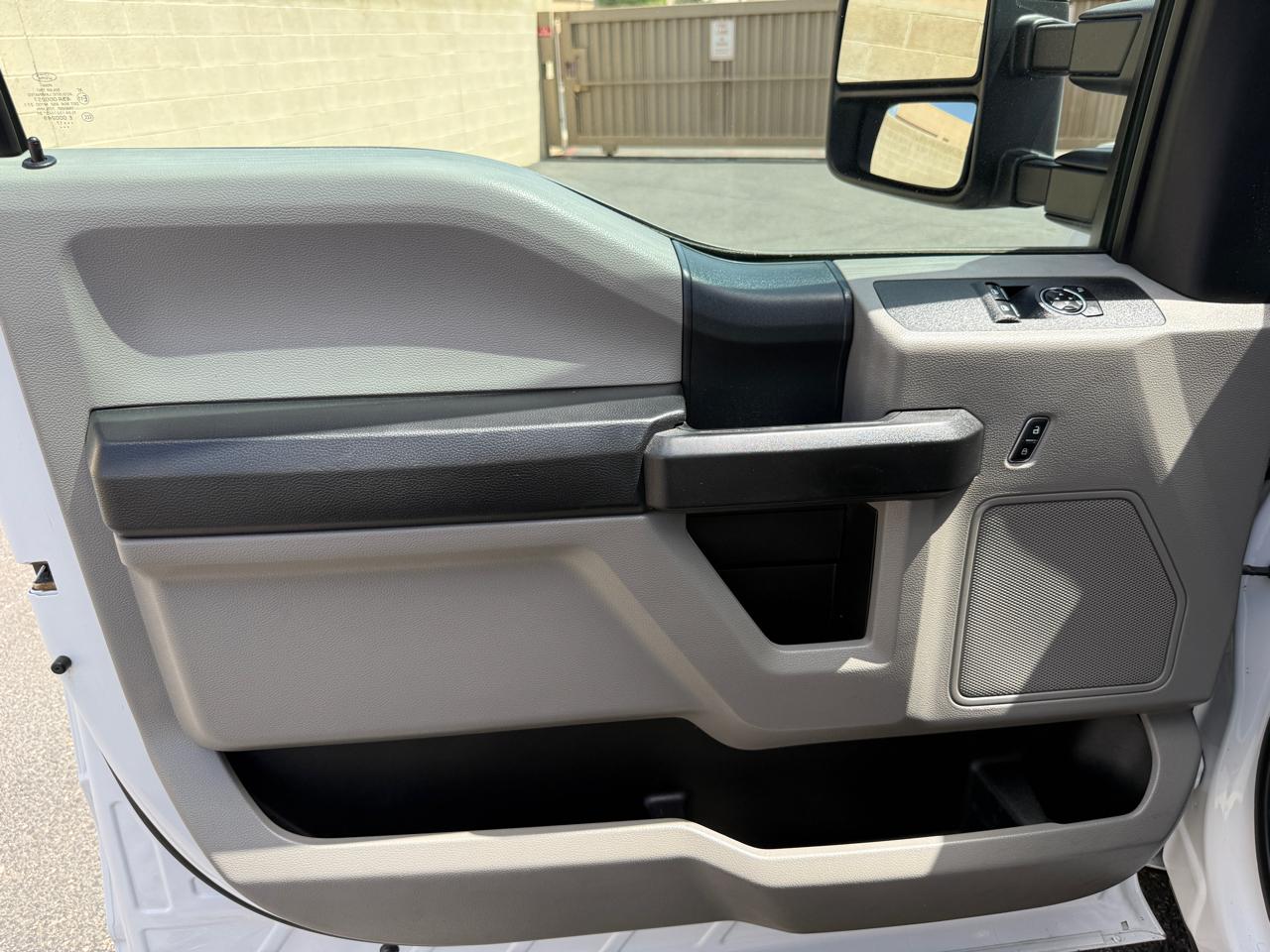Ford F-350 SD XLT 2WD 2017