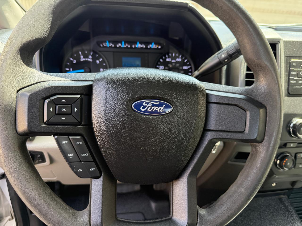 Ford F-350 SD XLT 2WD 2017