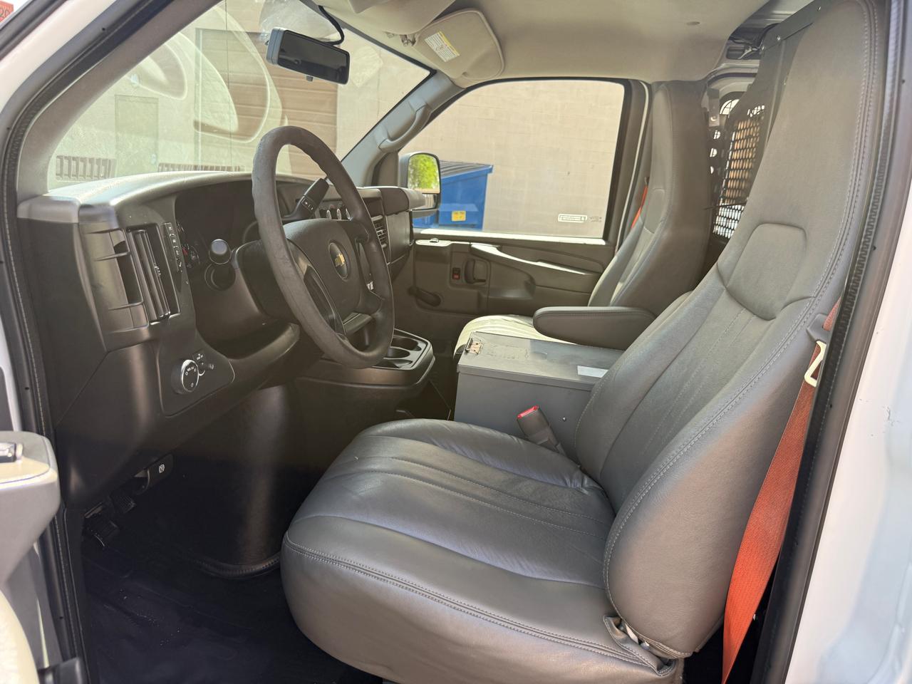 Chevrolet Express 2500 Cargo 2013