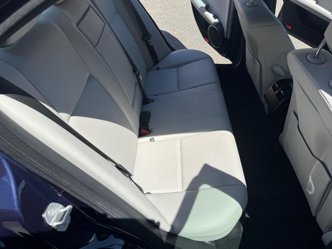 Mercedes-Benz C-Class C300 Sport Sedan 2011