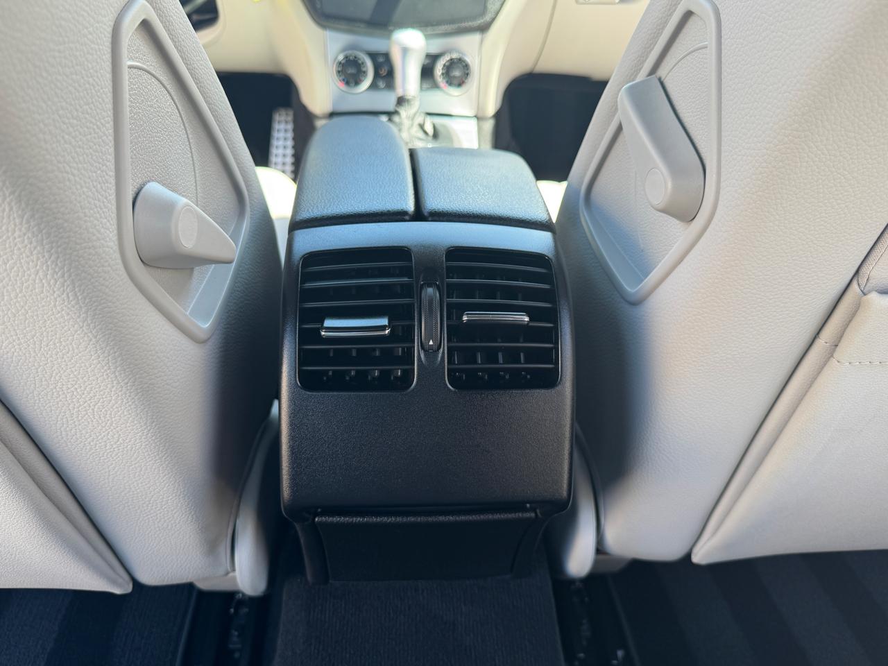 Mercedes-Benz C-Class C300 Sport Sedan 2011
