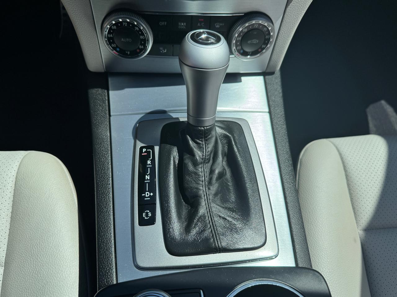 Mercedes-Benz C-Class C300 Sport Sedan 2011