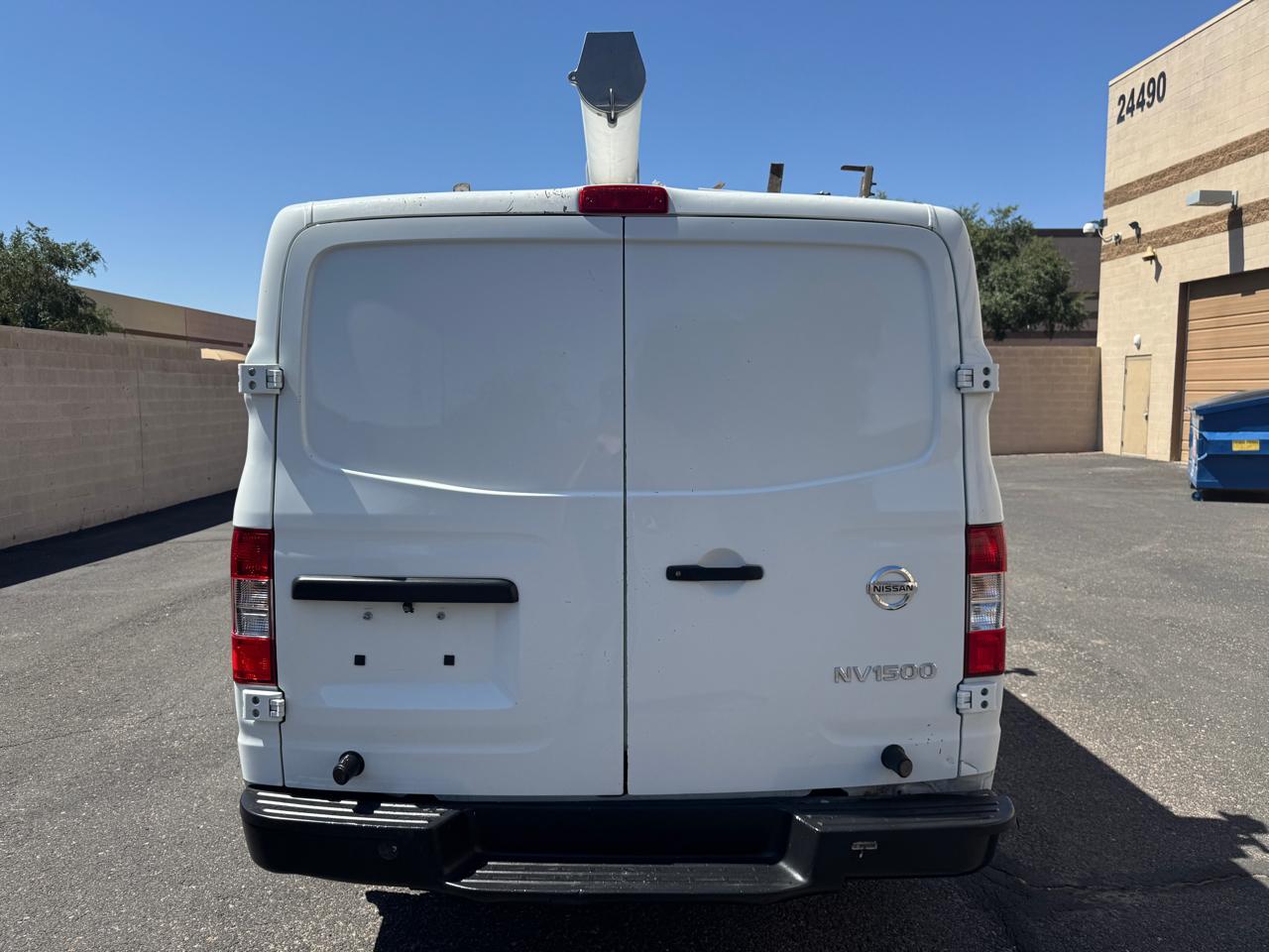 Nissan NV 1500  2013