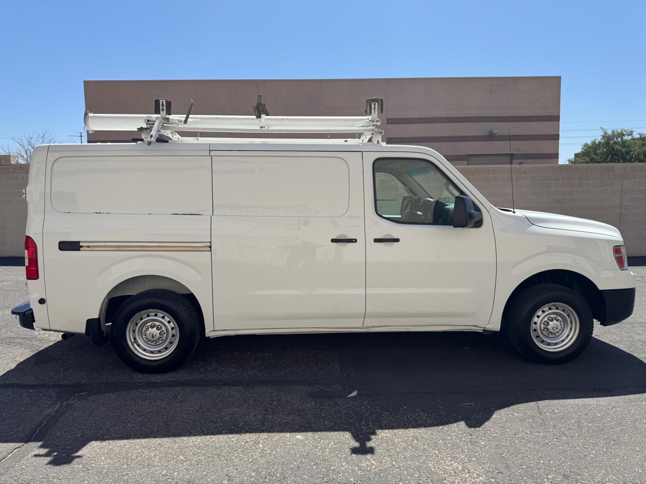 Nissan NV 1500  2013