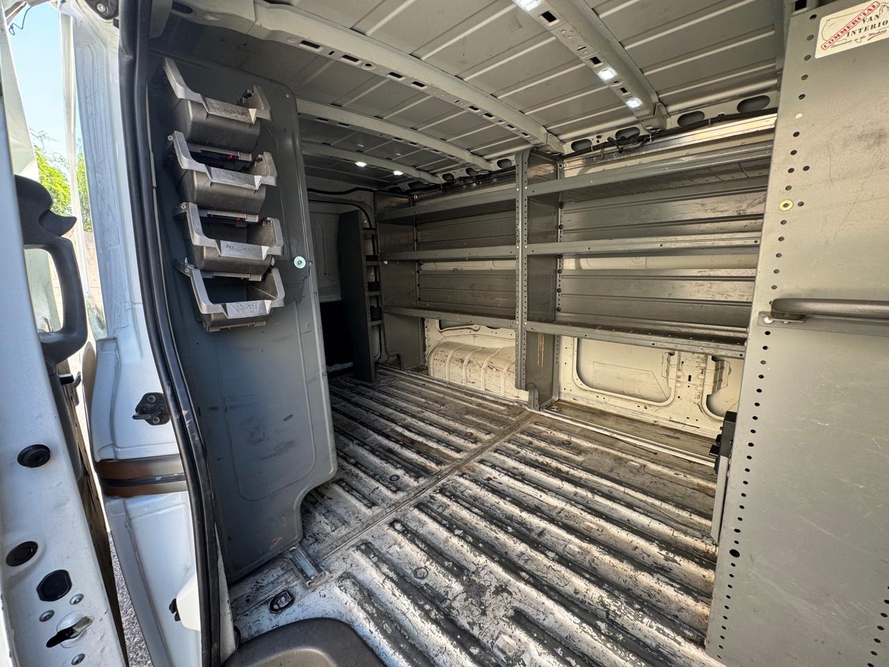 Nissan NV 1500  2013