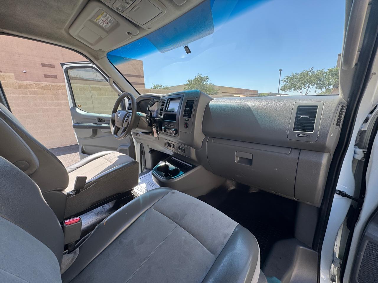 Nissan NV 1500  2013